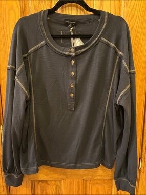 Blu Pepper Navy Long-Sleeve Henley with Contrast Stitching